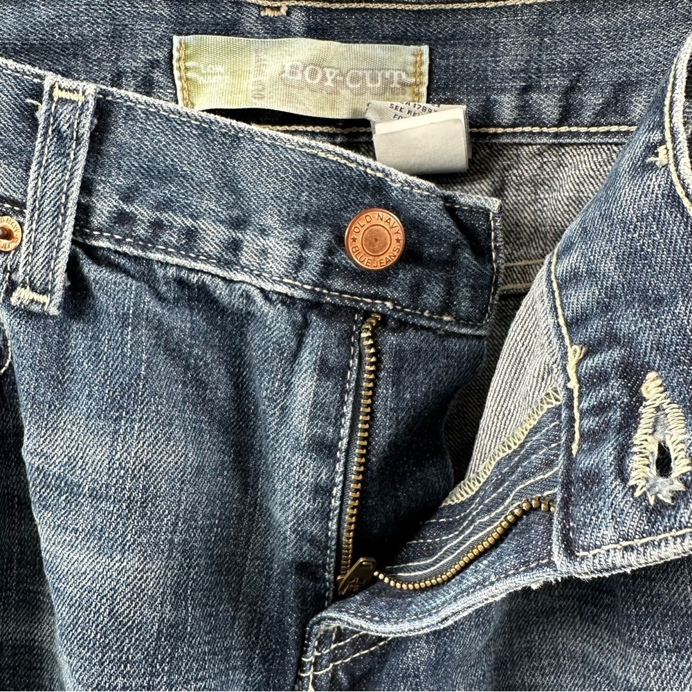 Old Navy Vintage Boy Cut Jeans – Size 10 Short, Medium/Dark Wash, 100% Cotton - Picture 8 of 9